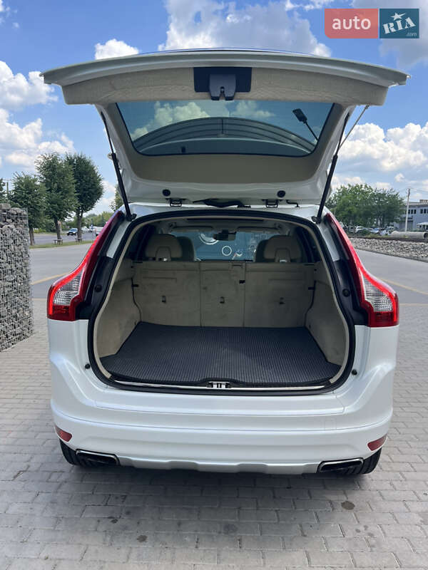 Внедорожник / Кроссовер Volvo XC60 2014 в Ивано-Франковске