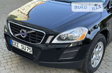 Позашляховик / Кросовер Volvo XC60 2010 в Івано-Франківську