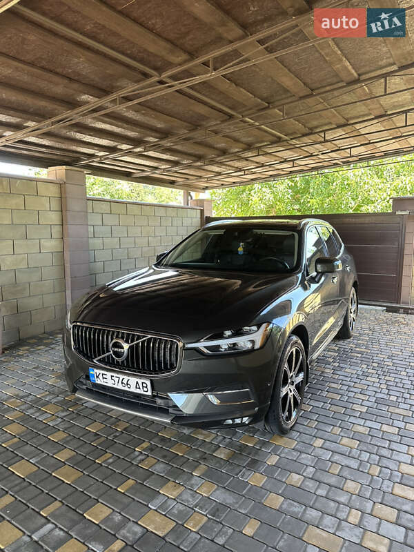 Внедорожник / Кроссовер Volvo XC60 2018 в Киеве