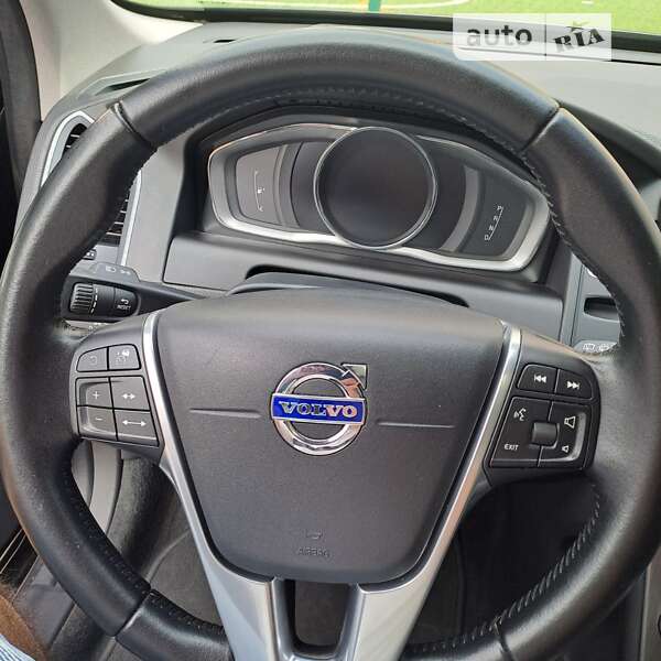 Позашляховик / Кросовер Volvo XC60 2016 в Івано-Франківську фото 21 Позашляховик / Кросовер Volvo XC60 2016 в Івано-Франківську