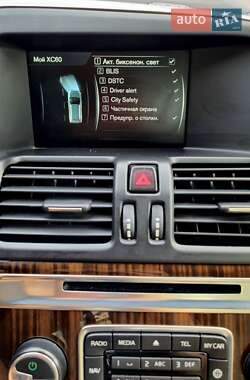 Внедорожник / Кроссовер Volvo XC60 2014 в 