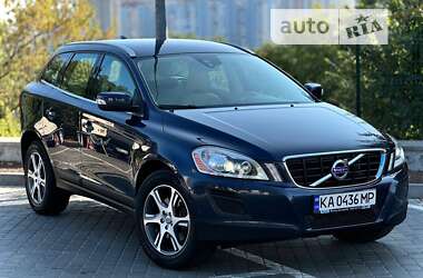 Внедорожник / Кроссовер Volvo XC60 2012 в Киеве