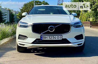 Внедорожник / Кроссовер Volvo XC60 2018 в Киеве