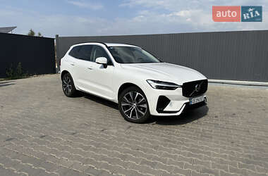 Позашляховик / Кросовер Volvo XC60 2021 в Чернівцях