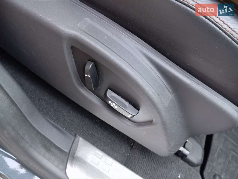 Внедорожник / Кроссовер Volvo XC60 2011 в Харькове