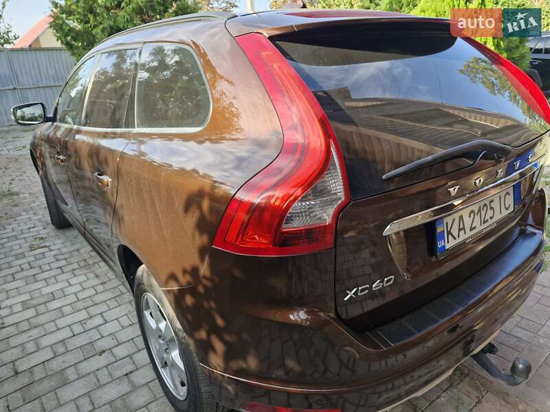 Позашляховик / Кросовер Volvo XC60 2013 в Києві