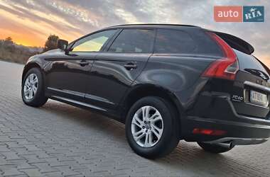 Позашляховик / Кросовер Volvo XC60 2015 в 