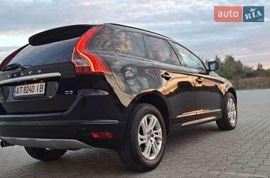 Позашляховик / Кросовер Volvo XC60 2015 в 
