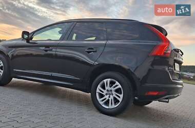 Позашляховик / Кросовер Volvo XC60 2015 в 