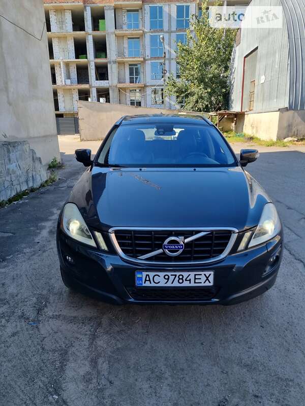 Внедорожник / Кроссовер Volvo XC60 2009 в Луцке