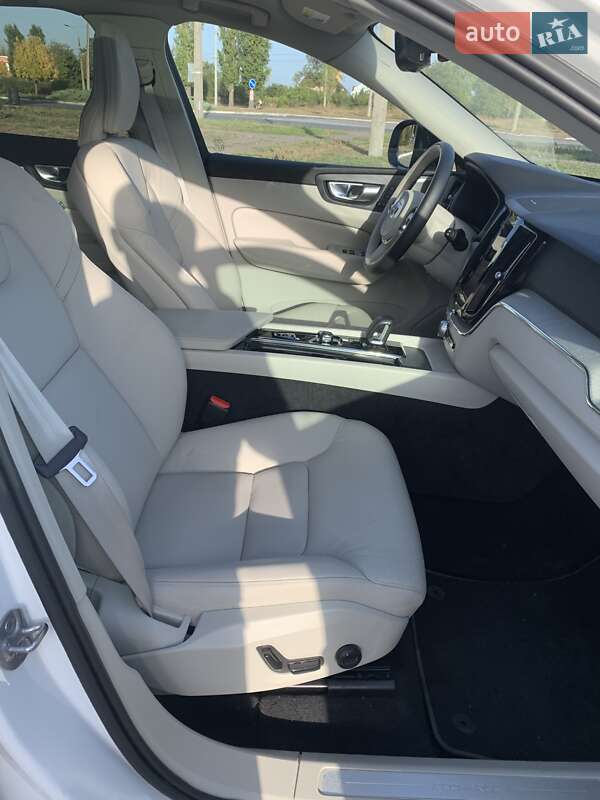 Позашляховик / Кросовер Volvo XC60 2023 в Кременчуці