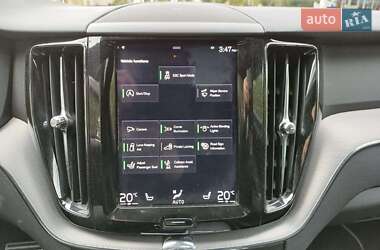 Позашляховик / Кросовер Volvo XC60 2019 в 