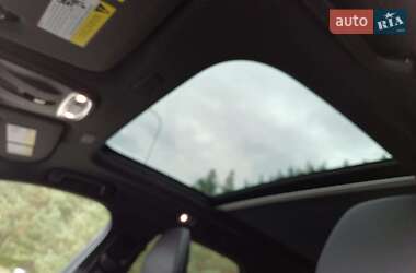 Позашляховик / Кросовер Volvo XC60 2019 в 