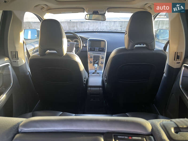 Позашляховик / Кросовер Volvo XC60 2013 в Києві