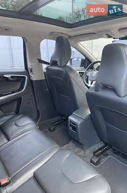 Внедорожник / Кроссовер Volvo XC60 2016 в 