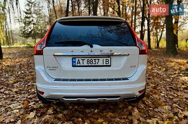 Внедорожник / Кроссовер Volvo XC60 2015 в 