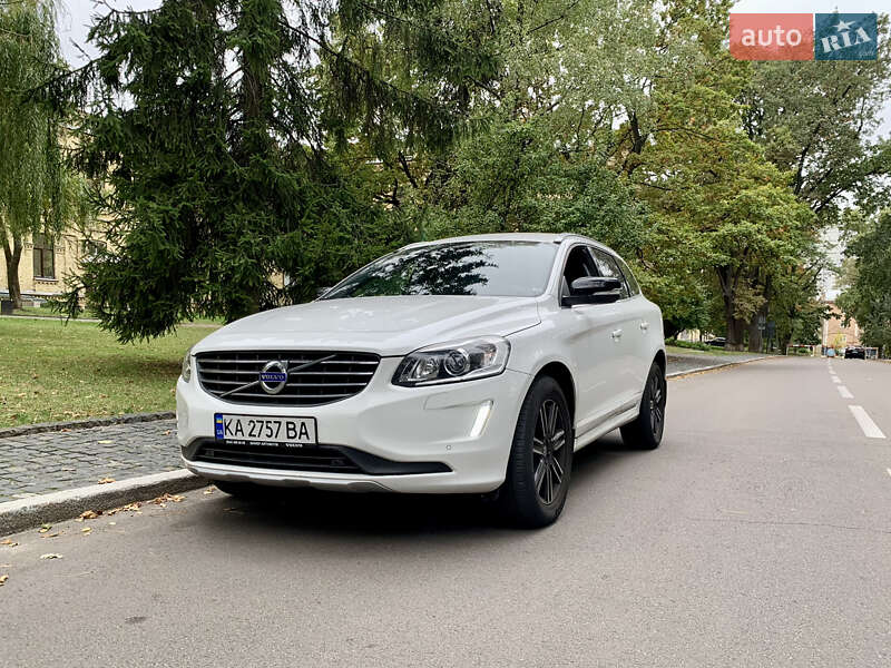 Позашляховик / Кросовер Volvo XC60 2017 в Києві