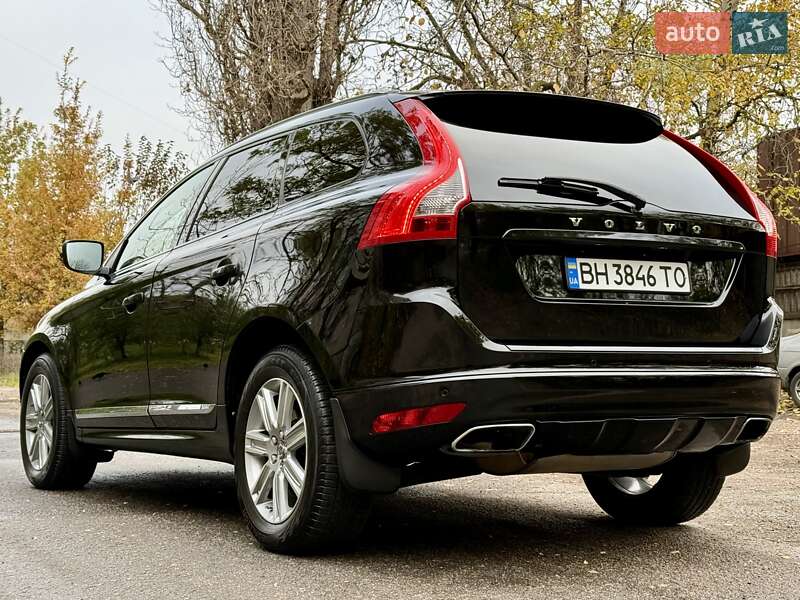 Внедорожник / Кроссовер Volvo XC60 2015 в Одессе