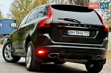 Внедорожник / Кроссовер Volvo XC60 2015 в 