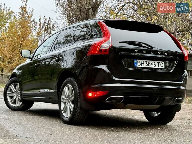 Внедорожник / Кроссовер Volvo XC60 2015 в Одессе