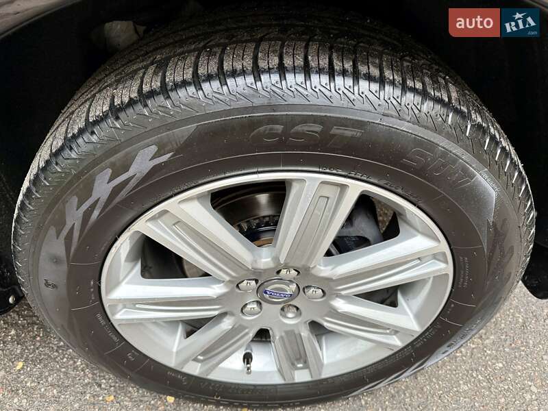 Внедорожник / Кроссовер Volvo XC60 2015 в Одессе
