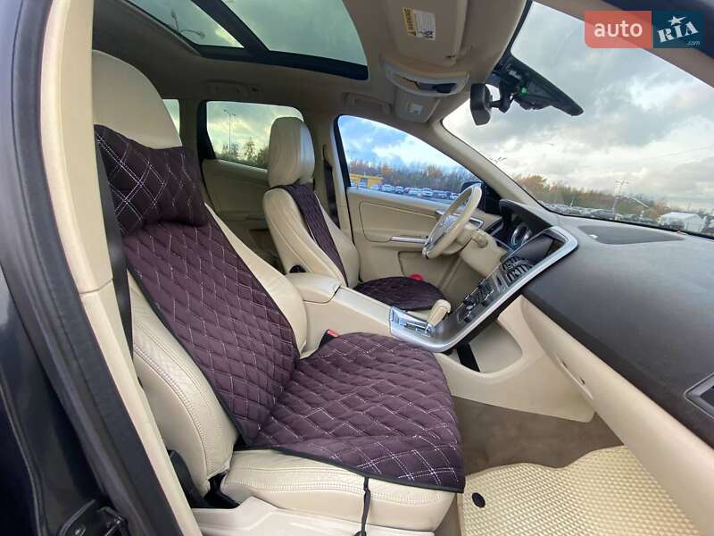 Позашляховик / Кросовер Volvo XC60 2011 в Новояворівську