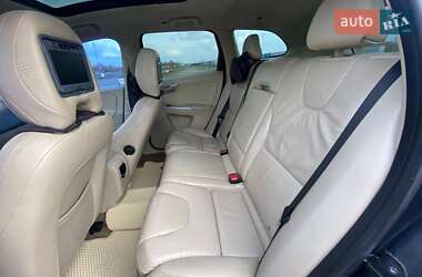 Внедорожник / Кроссовер Volvo XC60 2011 в 