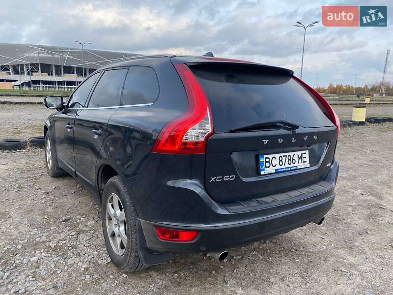 Позашляховик / Кросовер Volvo XC60 2011 в Новояворівську