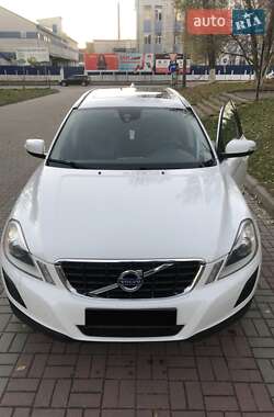 Внедорожник / Кроссовер Volvo XC60 2013 в Тернополе