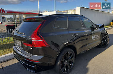 Внедорожник / Кроссовер Volvo XC60 2024 в Киеве