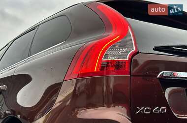 Позашляховик / Кросовер Volvo XC60 2015 в Рівному