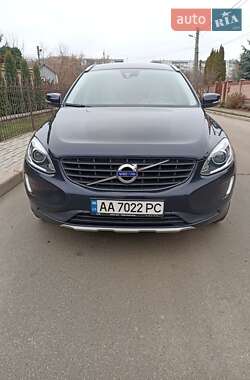 Внедорожник / Кроссовер Volvo XC60 2016 в Киеве