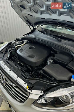 Внедорожник / Кроссовер Volvo XC60 2015 в 
