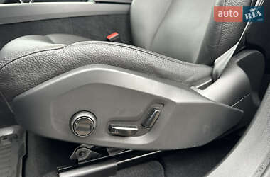 Позашляховик / Кросовер Volvo XC60 2023 в 
