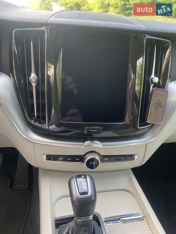 Внедорожник / Кроссовер Volvo XC60 2018 в Львове фото 14 Внедорожник / Кроссовер Volvo XC60 2018 в Львове