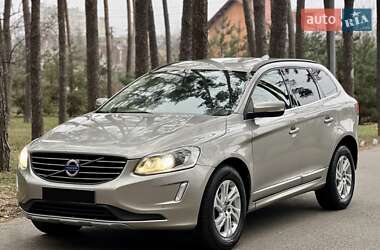 Позашляховик / Кросовер Volvo XC60 2015 в Києві