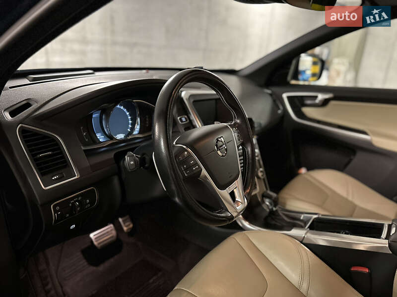 Позашляховик / Кросовер Volvo XC60 2015 в Одесі