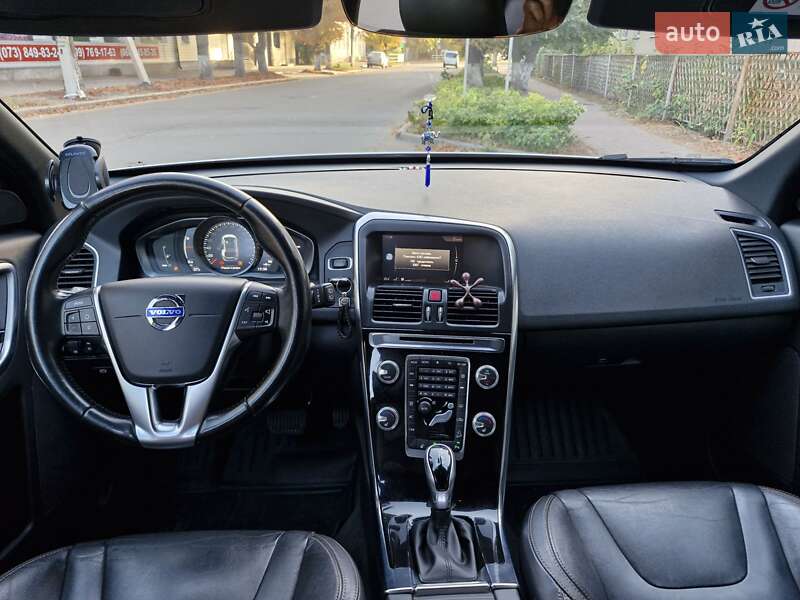 Позашляховик / Кросовер Volvo XC60 2017 в Миргороді