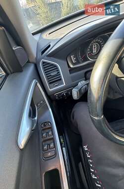 Внедорожник / Кроссовер Volvo XC60 2013 в 
