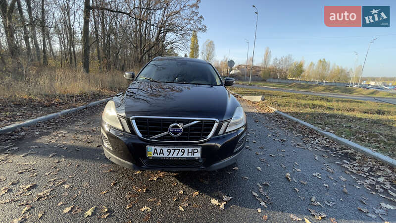 Внедорожник / Кроссовер Volvo XC60 2011 в Киеве