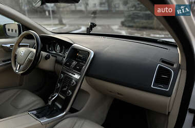 Внедорожник / Кроссовер Volvo XC60 2014 в Луцке