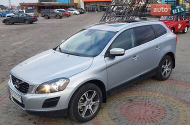 Внедорожник / Кроссовер Volvo XC60 2012 в Харькове