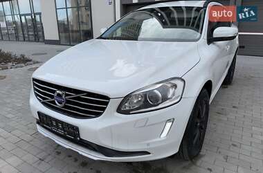 Внедорожник / Кроссовер Volvo XC60 2016 в Киеве