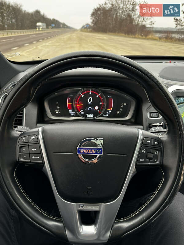 Позашляховик / Кросовер Volvo XC60 2015 в Тернополі