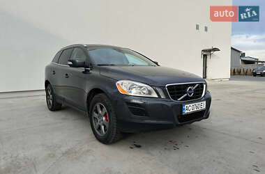 Внедорожник / Кроссовер Volvo XC60 2011 в 