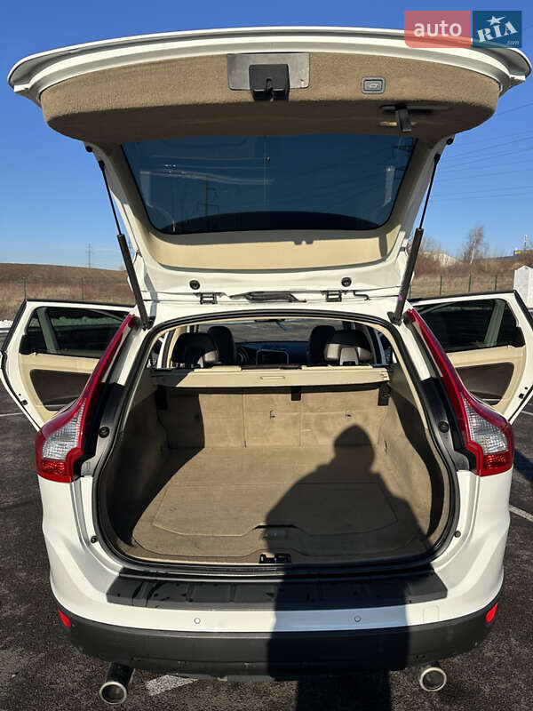 Позашляховик / Кросовер Volvo XC60 2012 в Рівному