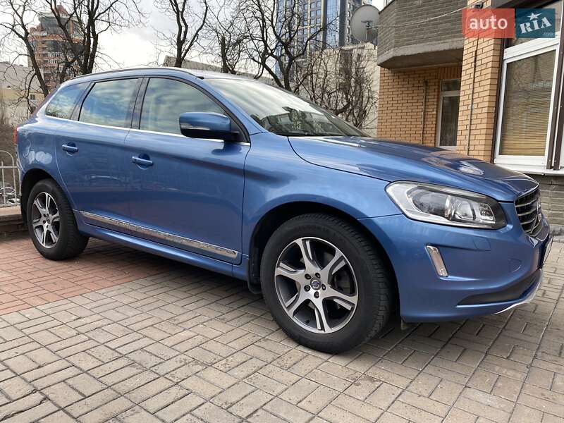 Внедорожник / Кроссовер Volvo XC60 2015 в Киеве