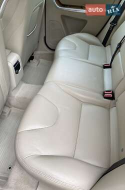 Внедорожник / Кроссовер Volvo XC60 2015 в 
