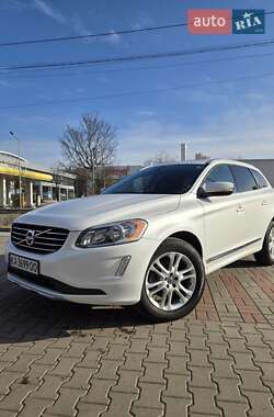 Внедорожник / Кроссовер Volvo XC60 2015 в Киеве