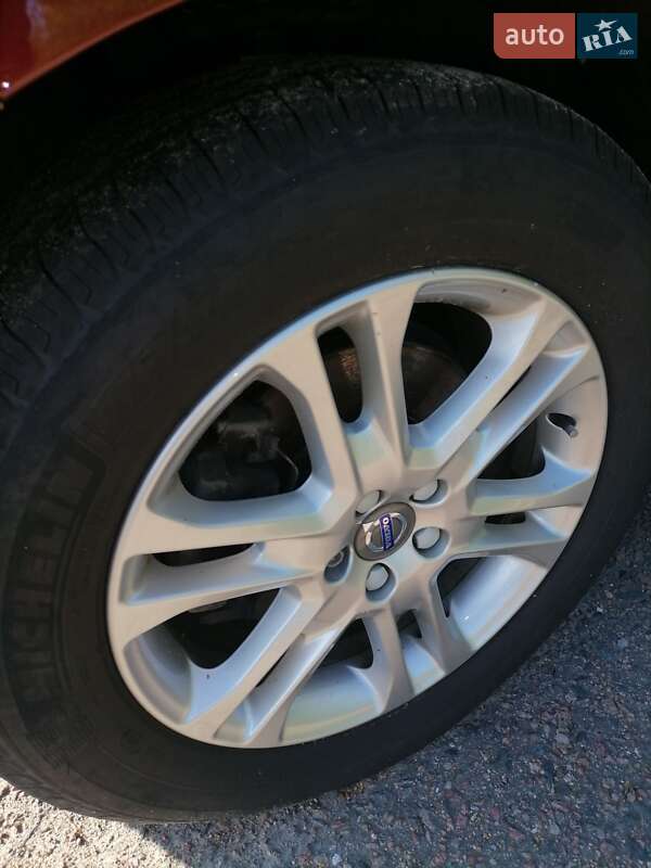 Позашляховик / Кросовер Volvo XC60 2015 в Києві